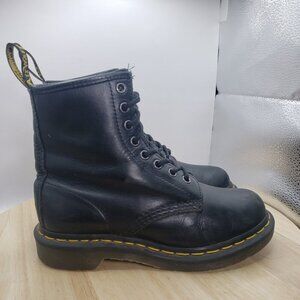 Dr Doc Martens 11821 Lace Up Combat Boots Womens US Size 5 Black Leather